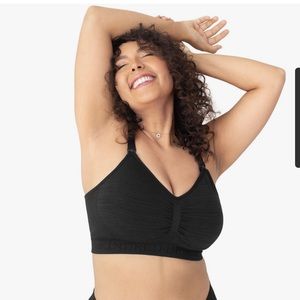 Kindred Bravely Hands Free Pumping and Nursing Bra